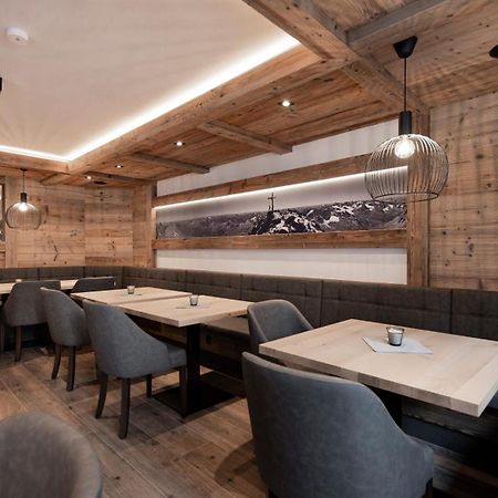 Hotel Tanzer Ischgl Bagian luar foto