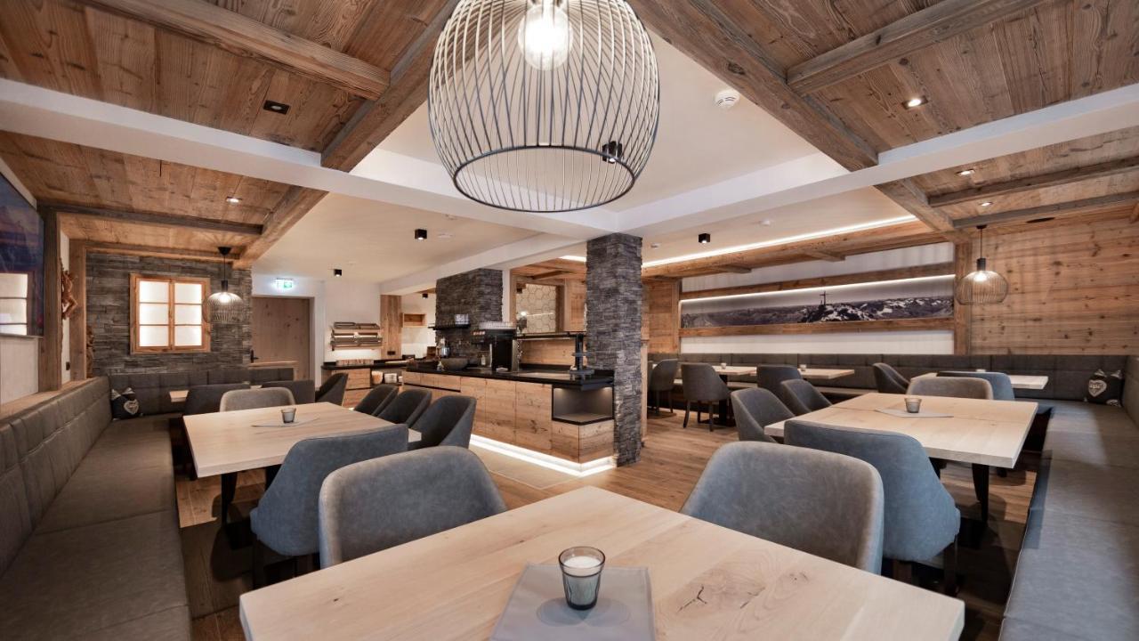 Hotel Tanzer Ischgl Bagian luar foto